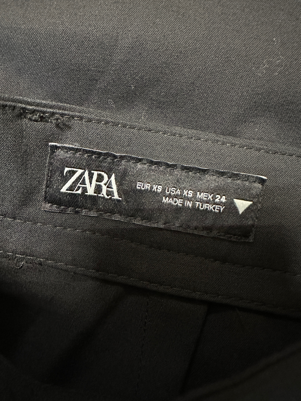 Шорты Zara