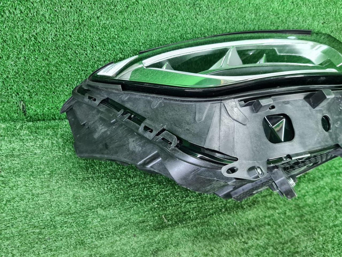 Фара правая Mercedes GLC X253 (2019-2022) LED