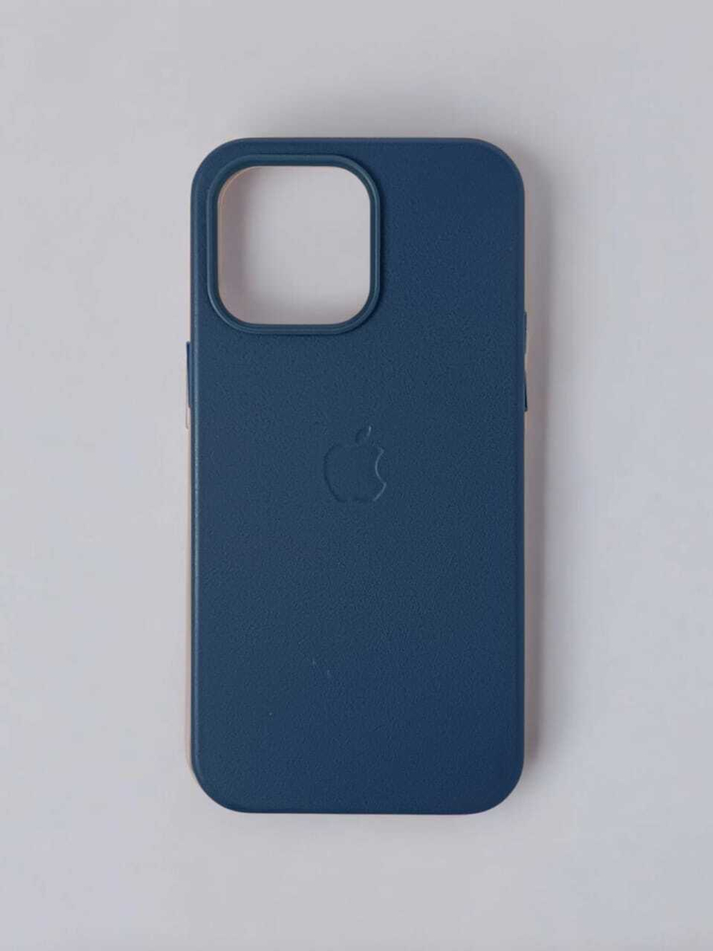 Leather Case с АНИМАЦИЕЙ для iPhone 16