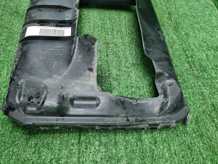 Воздуховод переднего бампера Porsche 911 992 18-нв