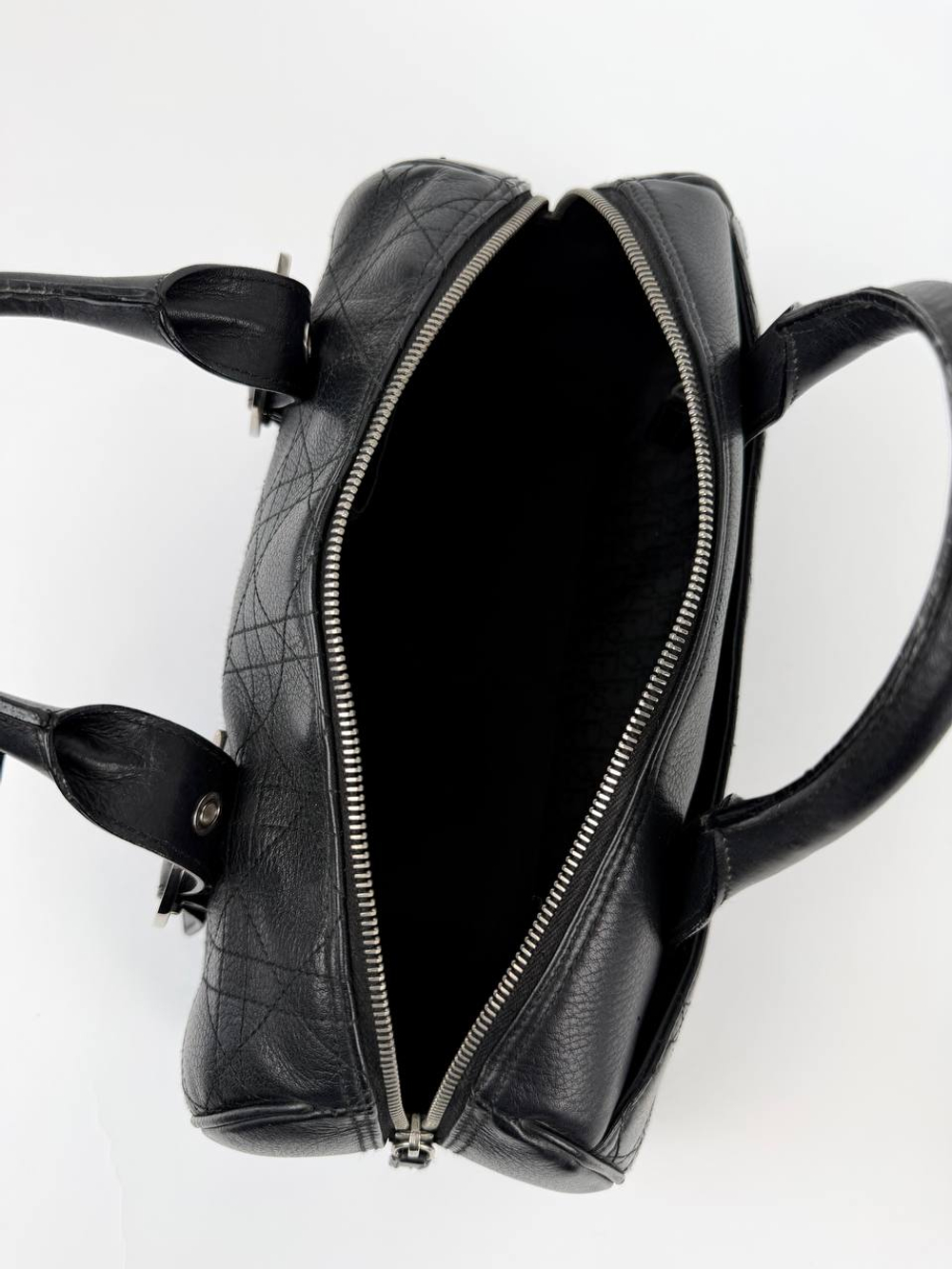 Сумка Christian Dior Cannage D-Buckle Bowling Bag