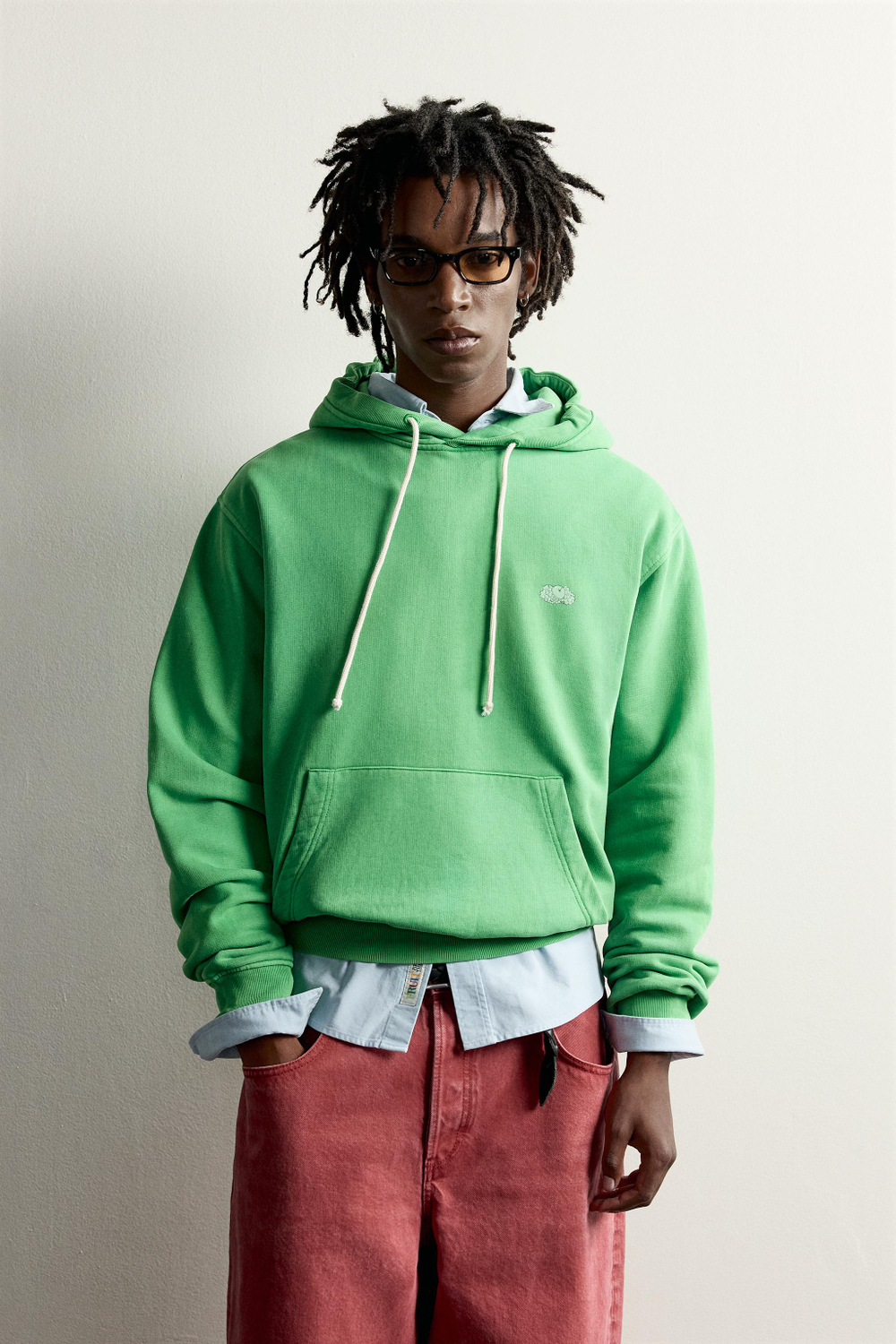 ХУДИ С ЭФФЕКТОМ ПОТЕРТОСТИ FRUIT OF THE LOOM™ — ZARA