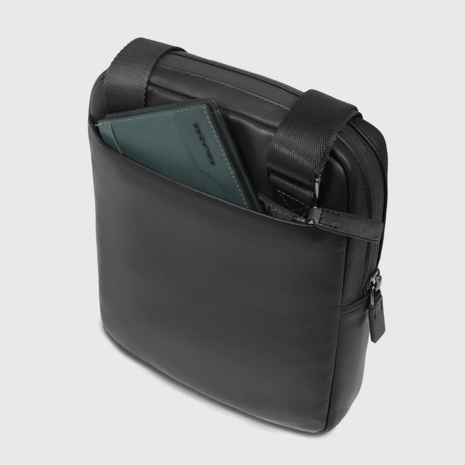 Сумка кросс-боди Urban CA1816UB00/Nero