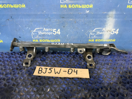 Топливная рейка MAZDA FAMILIA 1999