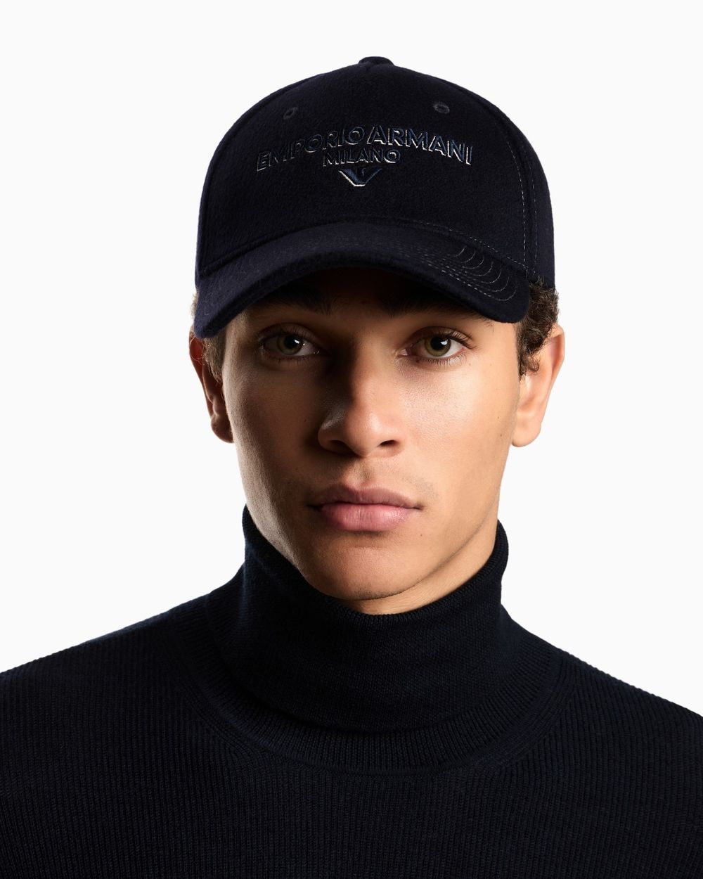 Кепка мужская EMPORIO ARMANI