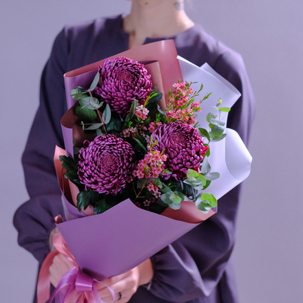 Букет-комплимент премиальных хризантем Bigoudi Purple #993