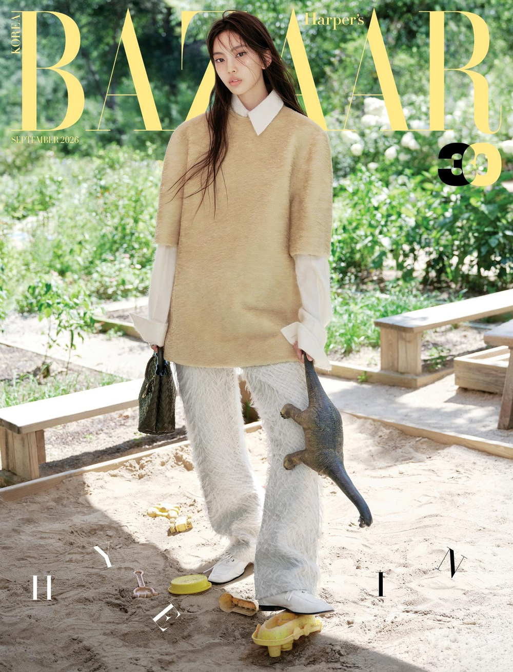 публикация BAZAAR - 2026.09 HYEIN E Type