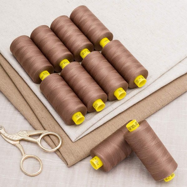 Нитка Gutermann Mara 120 (1000 метров), 1 кат., универсальная | 454 св.коричневый
