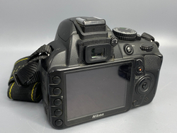 Nikon D3100 Kit 18-55mm 54.500 Кадров