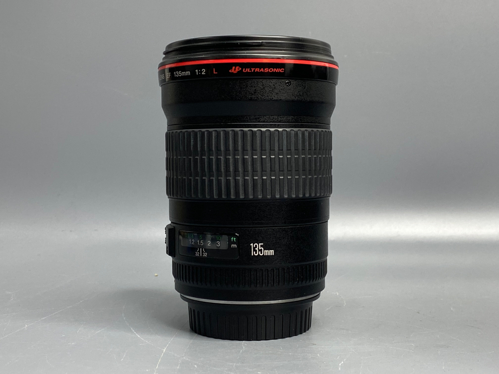 Canon EF 135mm 2L USM