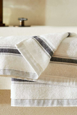 ZARA HOME ХЛОПЧАТОБУМАЖНОЕ ПОЛОТЕНЦЕ, СЕРЫЙ
