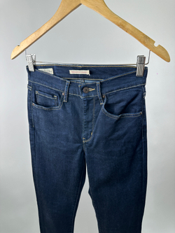 Джинсы Levi's
