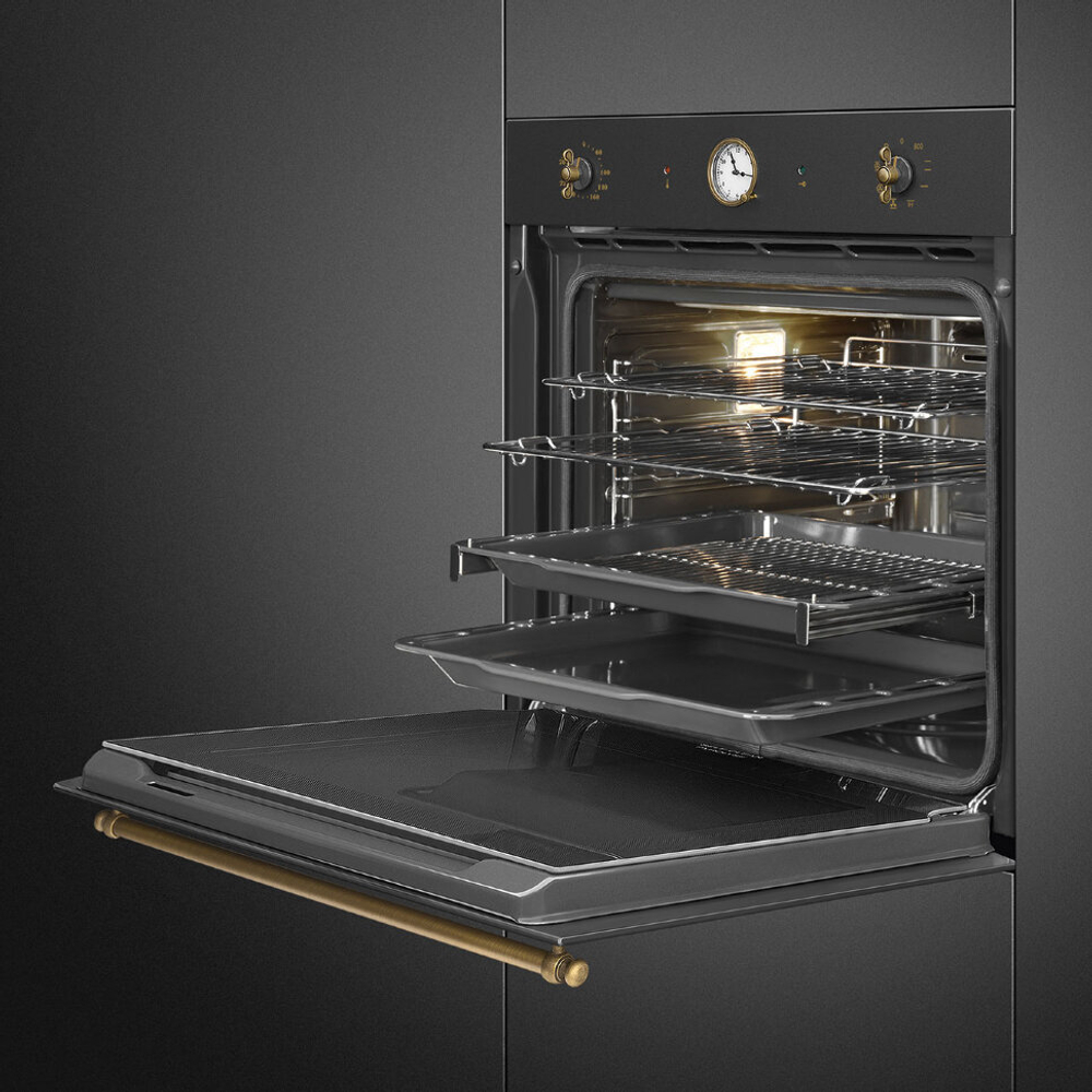 Многофункциональный духовой шкаф Smeg SFP805AO