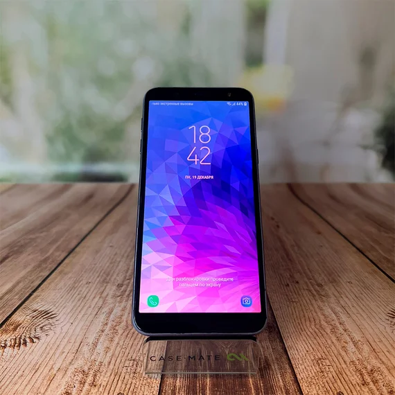 Смартфон Samsung Galaxy J6 (2018) 3/32GB (J600F) (Витринный)