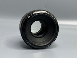 Canon EF 50mm f/1.8 II