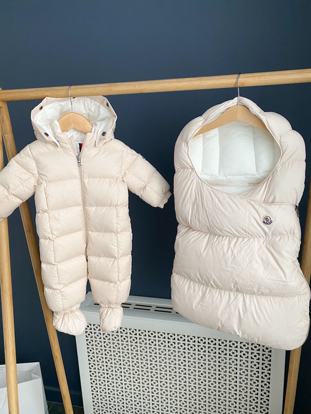 Пуховый комбинезон Moncler, 62