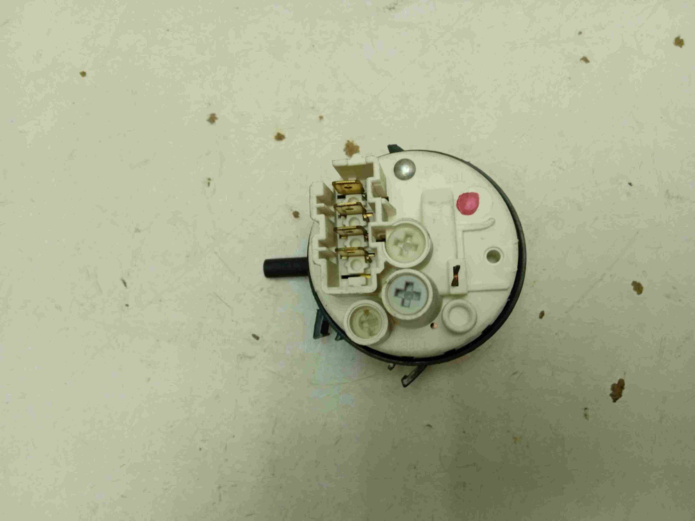 WS50Z149N кт215 Датчик уровня воды для стиральной машины Gorenie WS50Z149N б/у