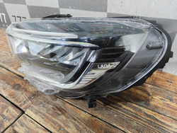 Фара левая LED LADA Vesta 22-нв Б/У Оригинал 8450040001