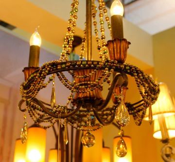 vintage chandelier 03-16 ( by Funky Vintage )