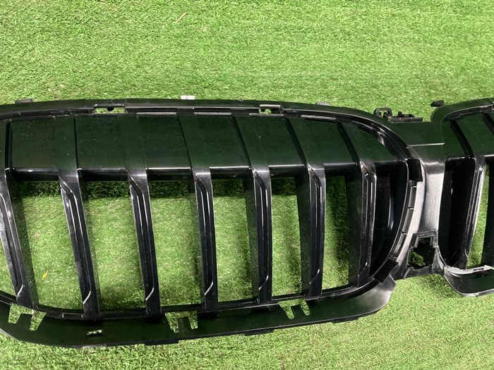Решетка радиатора BMW 3er G20 (2018-2022)