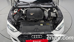 Audi A5 40 TFSI Quattro Premium Sportback — 2021