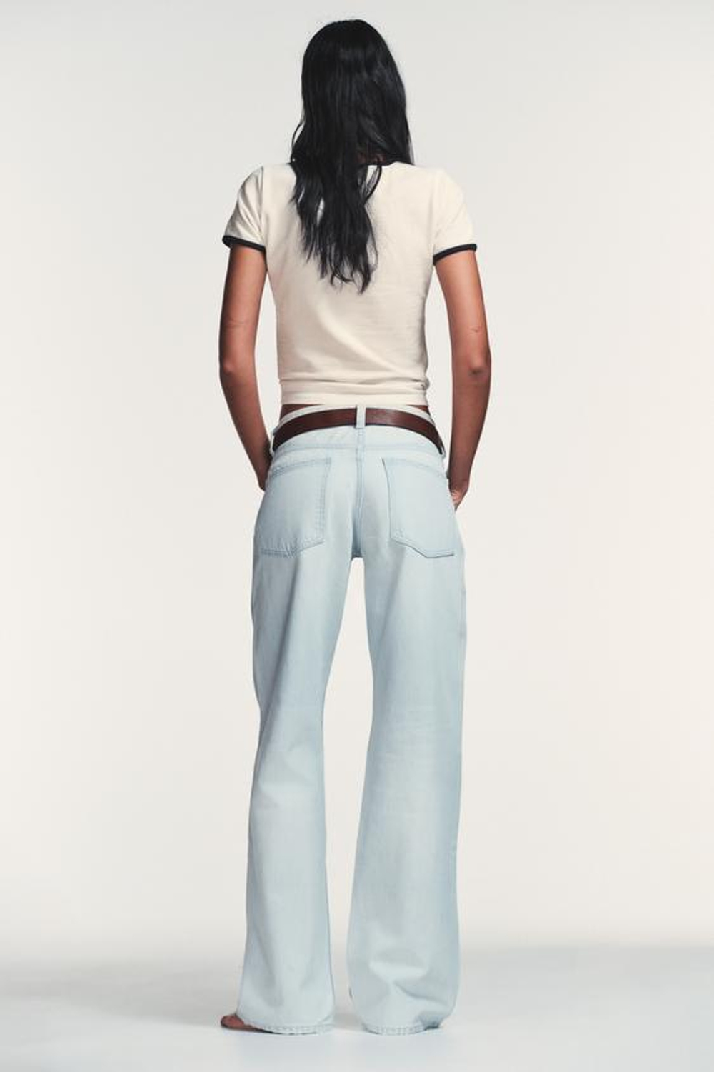 Джинсы TRF с низкой талией и широкими брючинами - ZARA