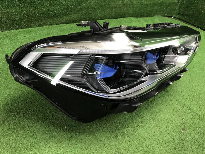 Фара правая BMW X5 G05 X6 G06 18-23 Laser В сборе