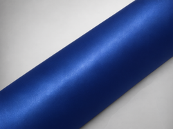 Макро-приближение Romani Satin Matte King Blue: насыщенный королевский синий с сатиновым блеском