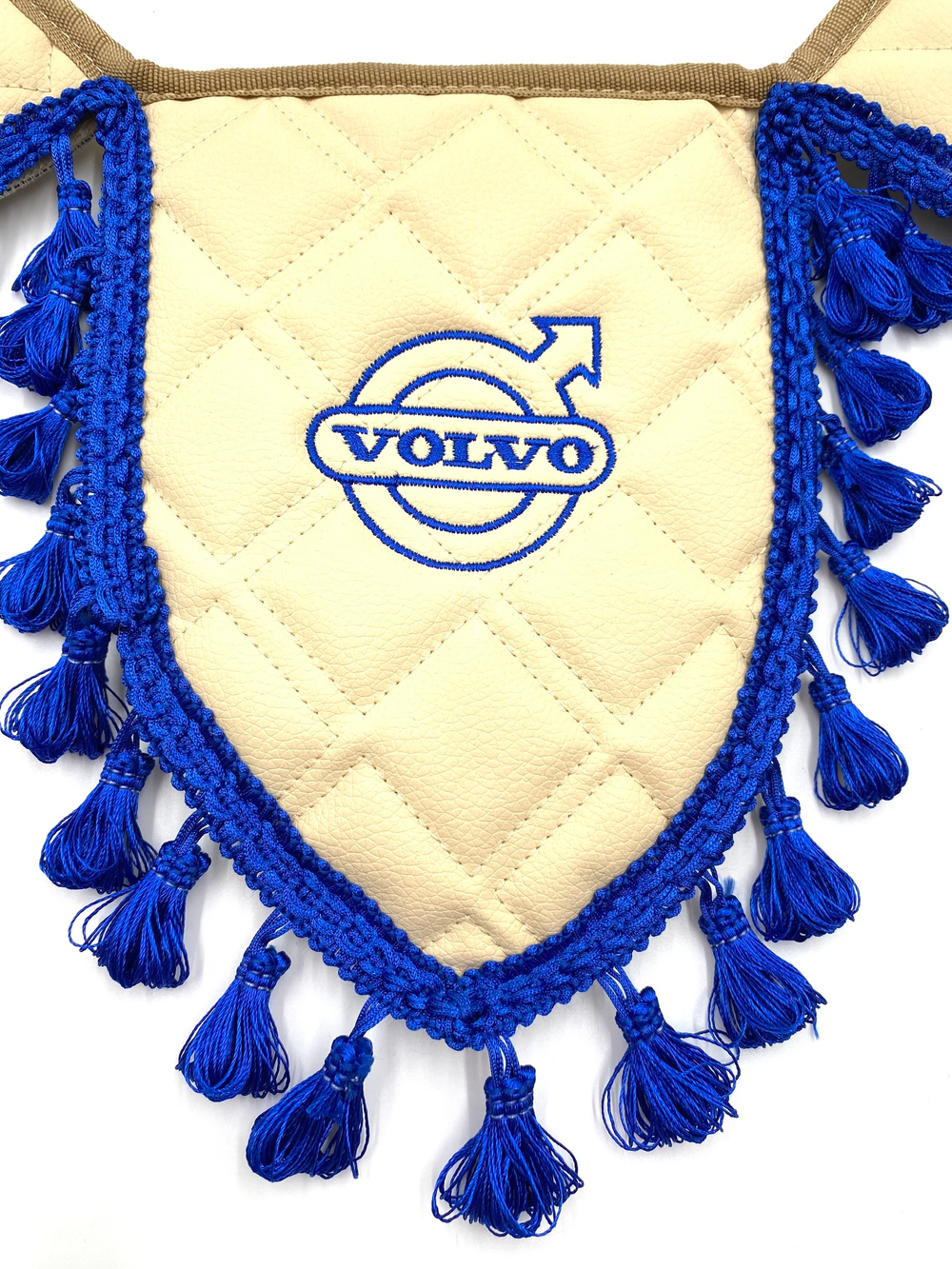 Вымпел тройной Volvo (экокожа, бежевый с синей вышивкой)