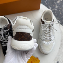Кроссовки Louis Vuitton