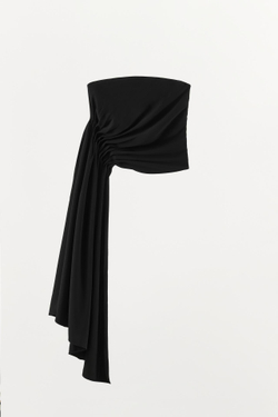 ZARA ТОП ИЗ КРЕПОВОЙ ТКАНИ С ОТКРЫТЫМИ ПЛЕЧАМИ АСИММЕТРИЧНОГО КРОЯ, ЧЕРНЫЙ