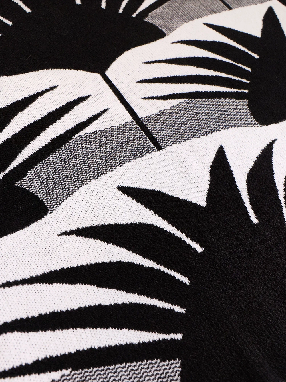 Топ летний Litvinov GRAFICA II
