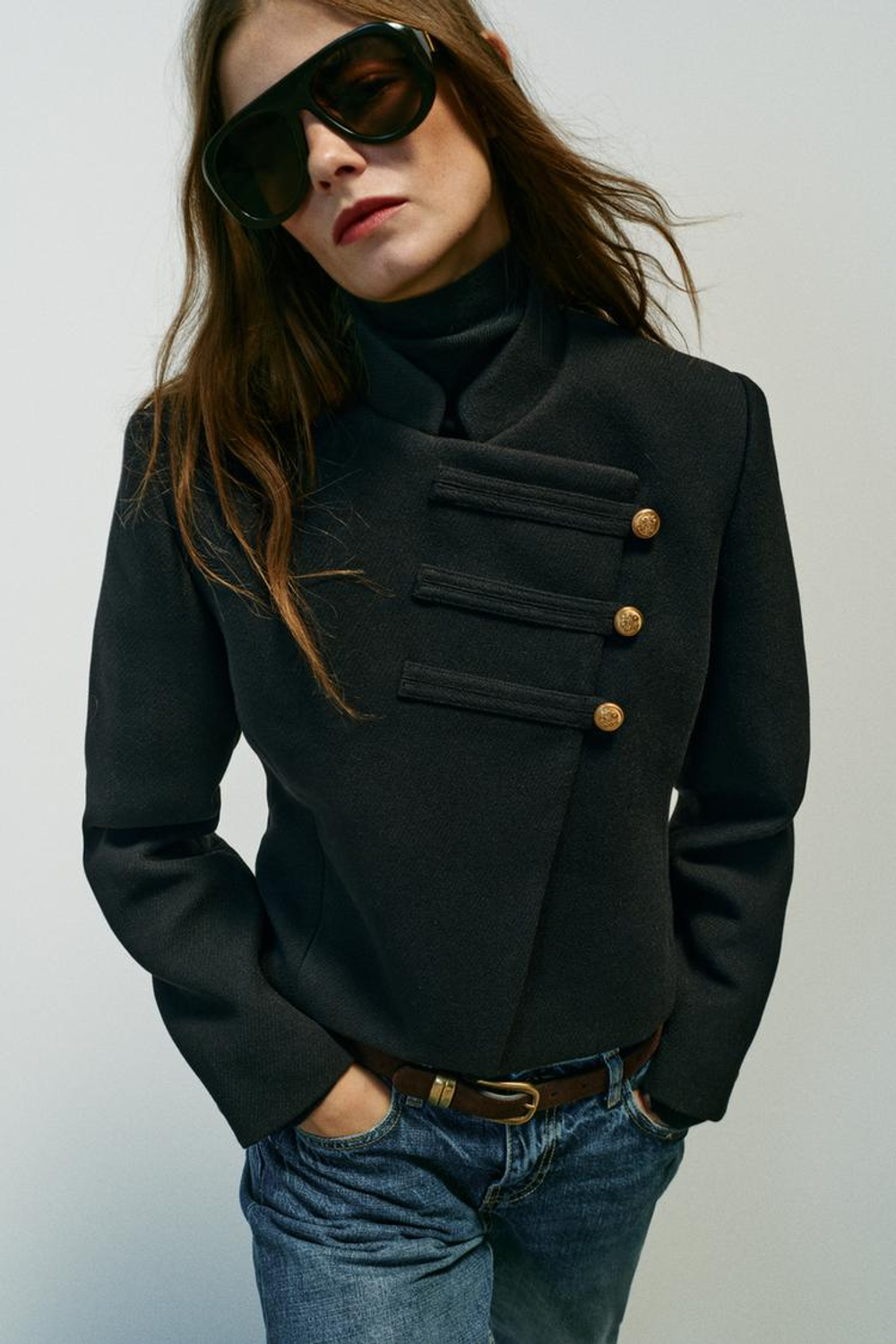 ZARA УКОРОЧЕННАЯ ДВУБОРТНАЯ КУРТКА, ЧЕРНЫЙ