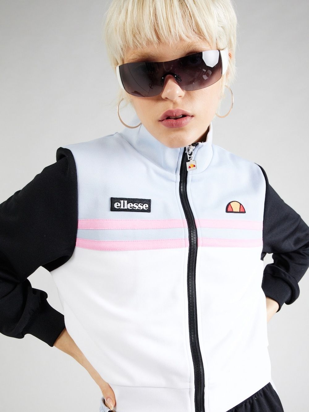 Толстовка женская ELLESSE
