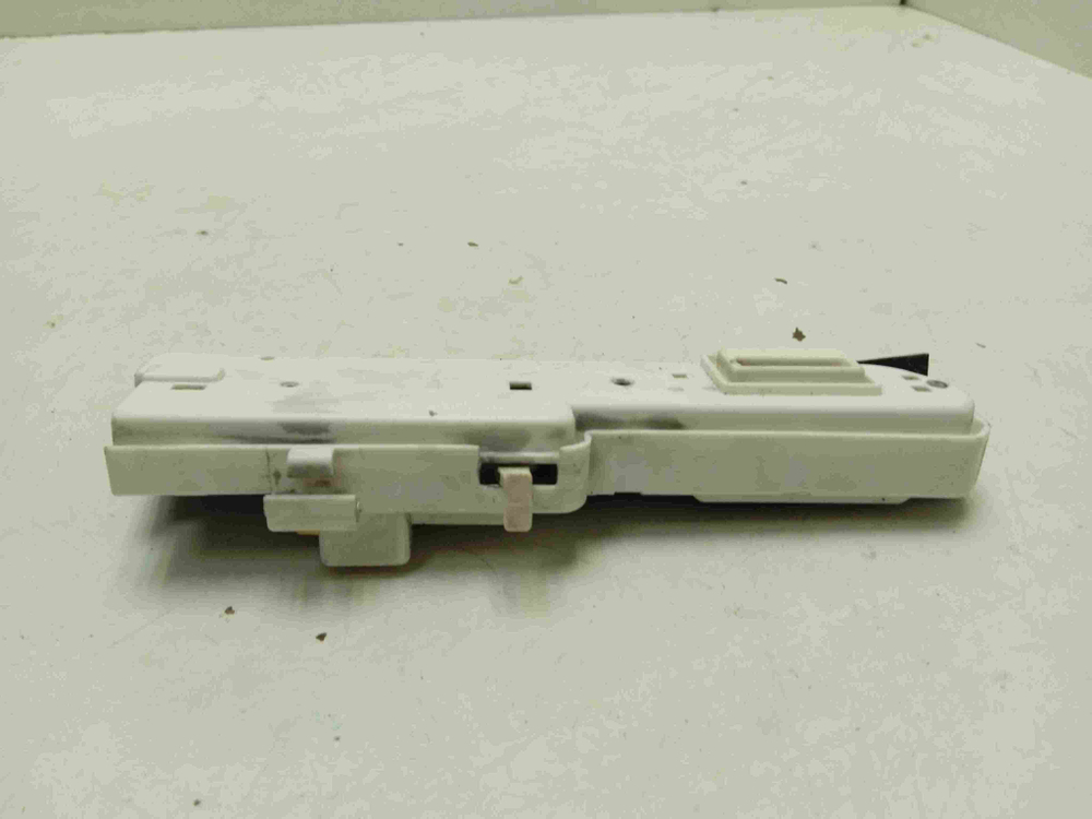 F1015J кт203 Блокировка люка для стиральной машины Samsung DC64-00120E б/у