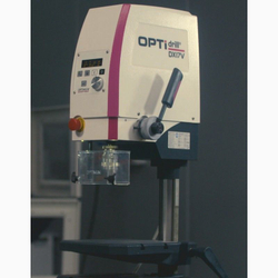 Настольный сверлильный станок Optimum OPTIdrill DX13V