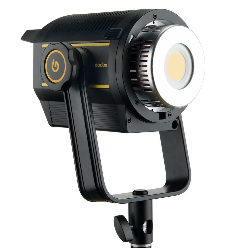 Светодиодный осветитель Godox VL150