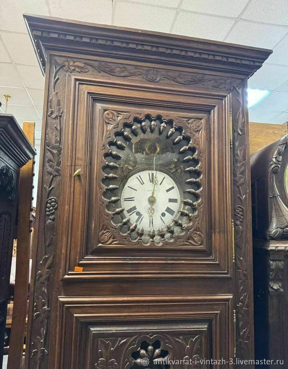 Антикварные напольные часы бретонь