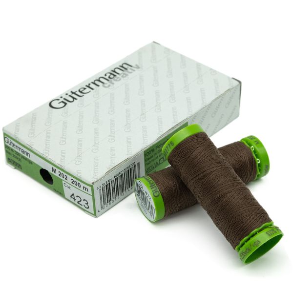 Нитки для тонких тканей Gutermann Extra Fine 150 (200 метров), 5 кат. | 423 корица