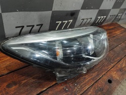 Фара правая галоген Renault Kaptur 16-22 Б/У Оригинал 260108765R