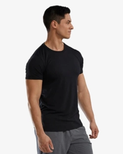 Футболка мужская TYR Lightweight Ultrasoft Tech Tee (Черная)