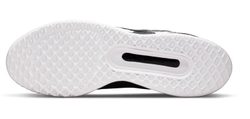 Мужские кроссовки теннисные Nike Zoom Court Pro - black/white
