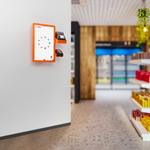 Терминал самообслуживания BM Enigma 32" настенный