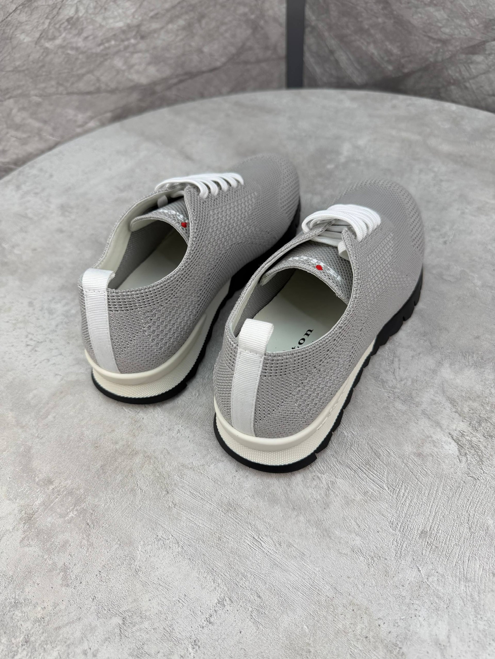 Кроссовки Kiton