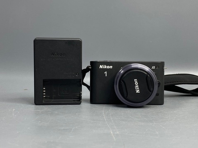 Nikon 1 J2 kit 11–27,5mm 2.400 Кадров