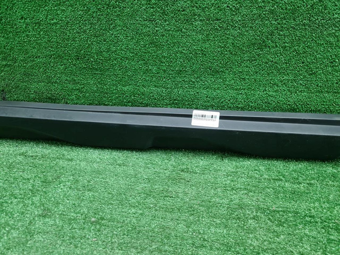 Накладка порога правая Subaru Outback 5 (14-21)