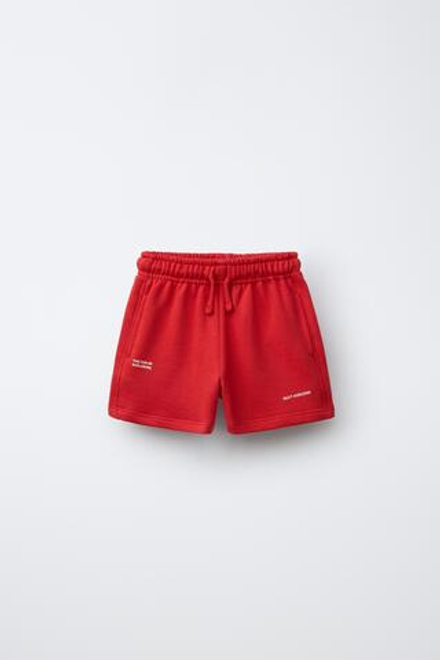 ZARA ШОРТЫ-БЕРМУДЫ БАЗОВЫЕ С ТЕКСТОВЫМ ПРИНТОМ, КРАСНЫЙ