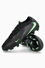 Бутсы Nike Phantom 6 Low Pro FG/MG Junior - черный