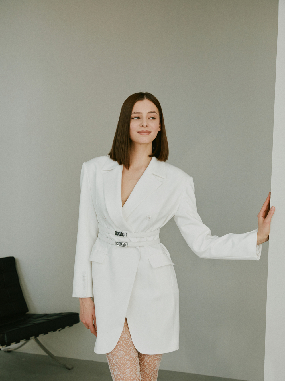 Элегантное платье жакет из костюмной ткани beige/white