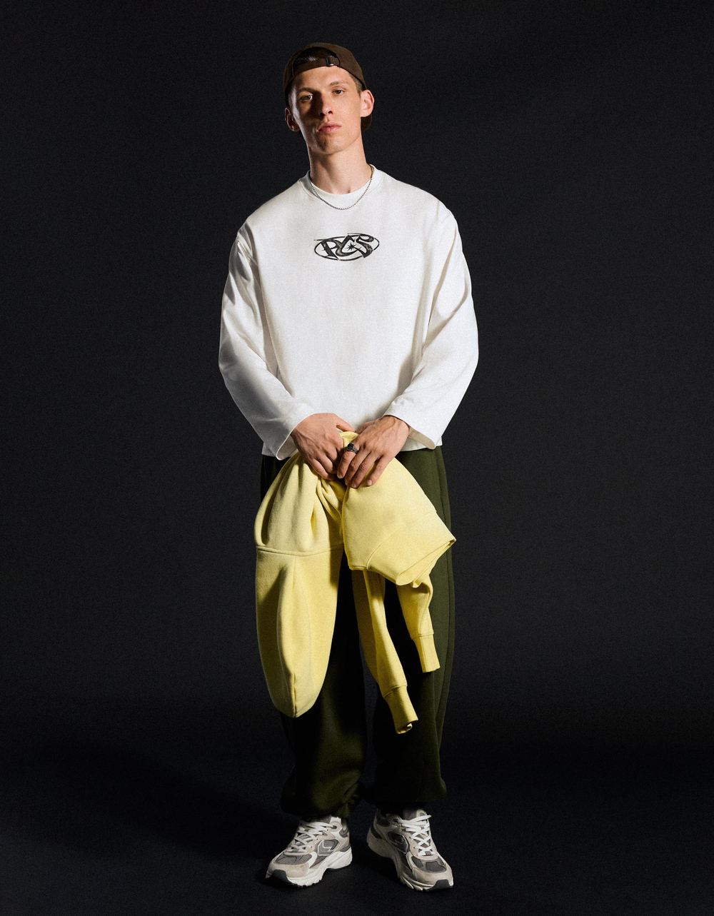 Мужской лонгслив с принтом, арт. 3789/116 - BERSHKA